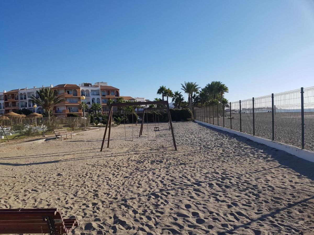 Apartment Casa Baja Preciosa Con Jardin Privado En Primera Linea Naturista!